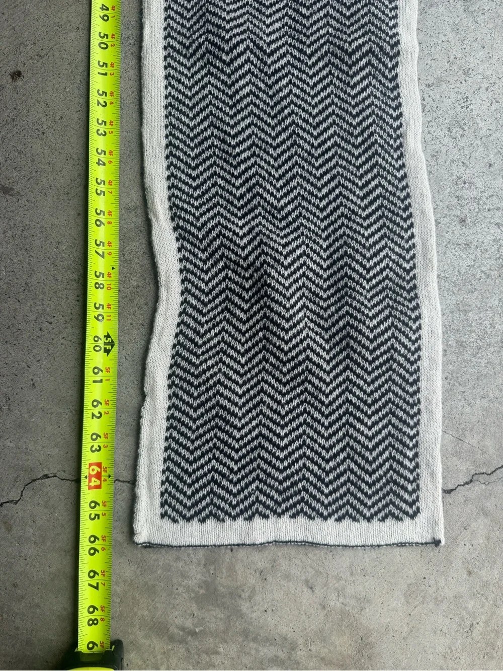 Black & White Houndstooth and Chevron Knit Scarf Preppy Old Money